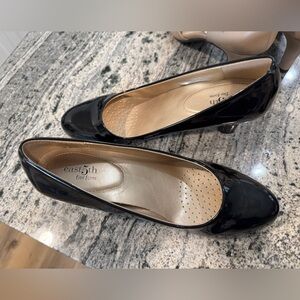 East 5th Glossy Black Heels